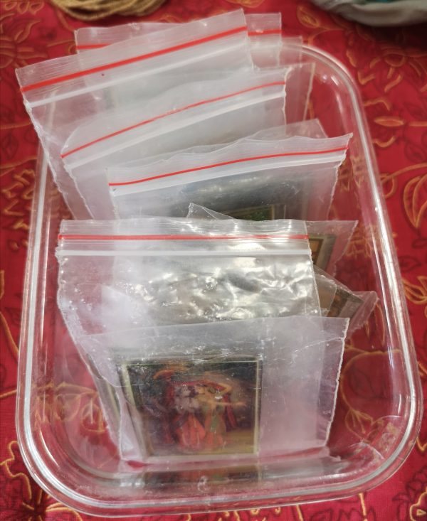 Sticker pictures small